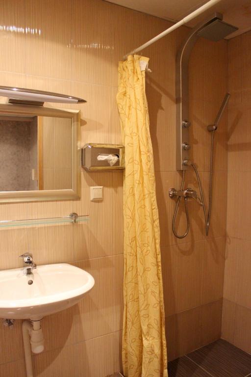 Skyline Hotel Роттердам Номер фото